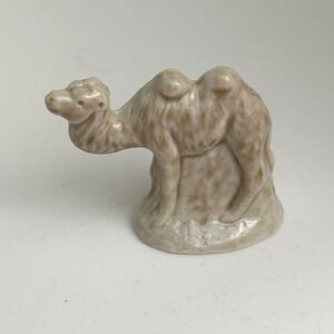 Wade England Whimsies Camel Figurine Miniature Porcelain Tan Glazed Animal